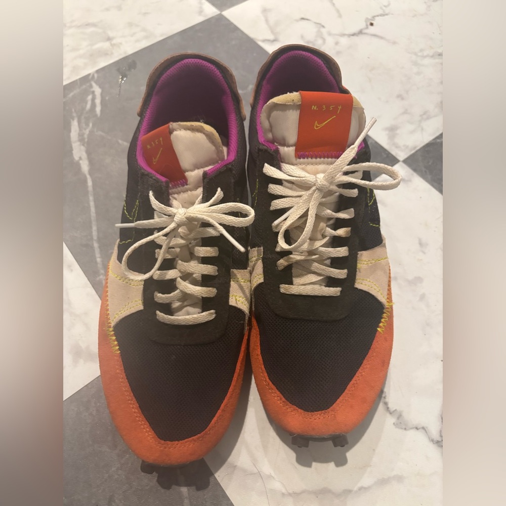 Nike Daybreak Type Purple Rust Mantra Orange Waffle Men Shoes size 9.5 used
